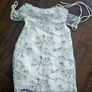 12th Tribe White and Green Off-Shoulder Flutter Sleeve Sheath Dress